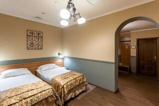 Отель Отель Фраполли Одесса Двухместный номер эконом-класса с 1 кроватью или 2 отдельными кроватями без окна-3